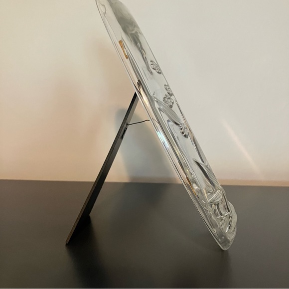 Vintage Elegant Mikasa Crystal Oval 5x7 Etched Photo Frame - Picture 4 of 8